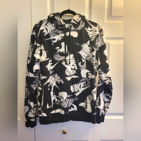 Nike Other - Nike All over print Men's Hoodie Medium